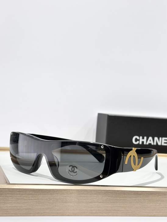 Picture of Chanel Sunglasses _SKUfw77096140fw
